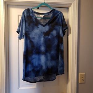 Never worn Lularoe Christy T